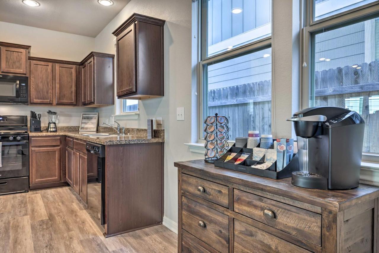 Buda Home With Smart Tv About 19 Mi To Downtown Austin Luaran gambar