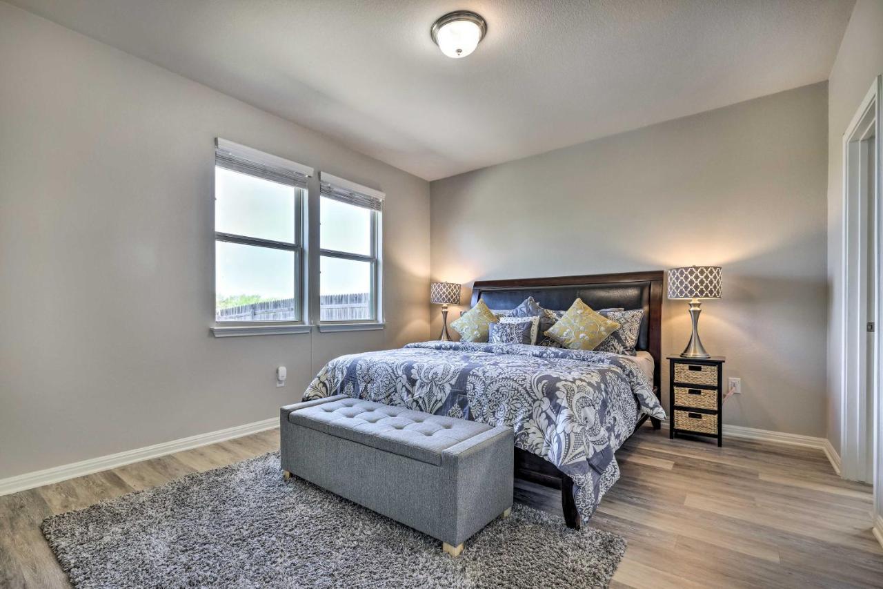 Buda Home With Smart Tv About 19 Mi To Downtown Austin Luaran gambar